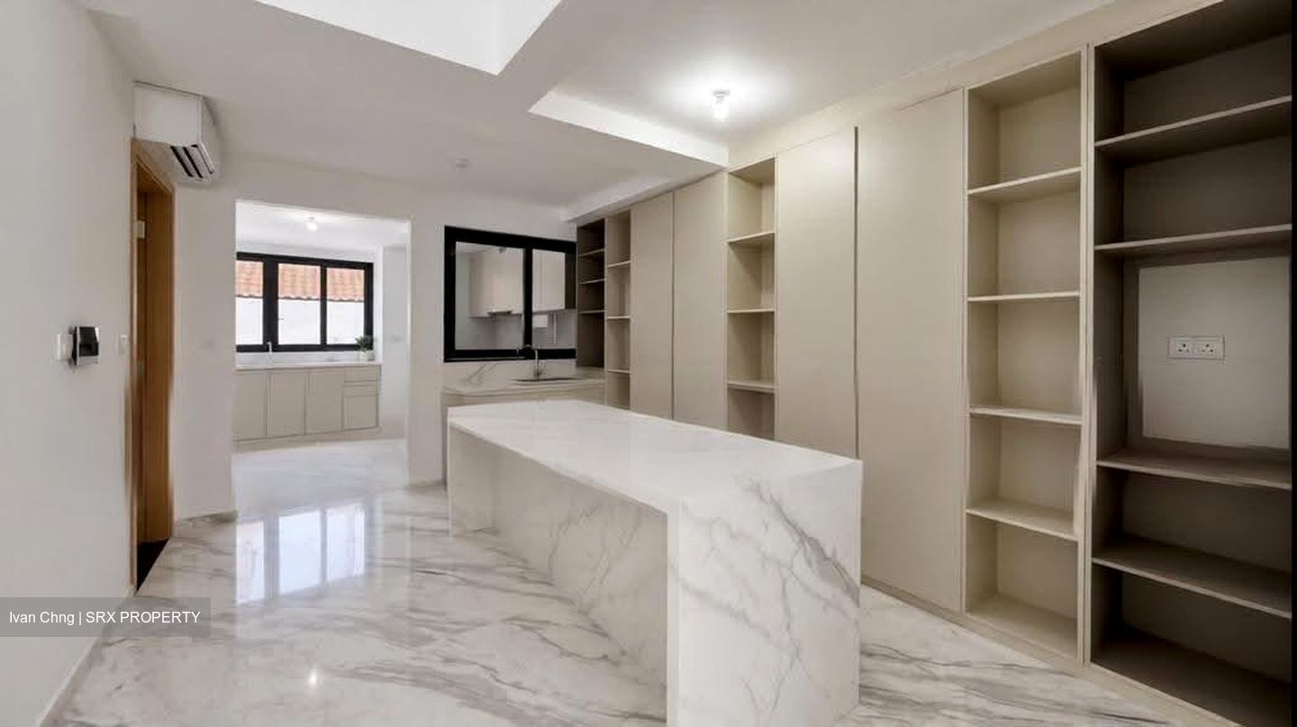 Cambridge Road (D8), Terrace #637808971